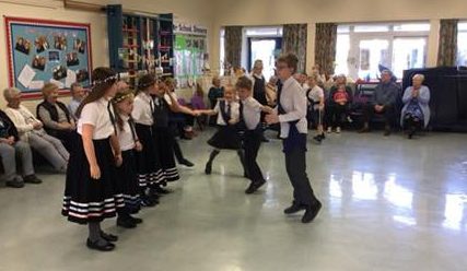 Country Dancers entertain Luncheon Club